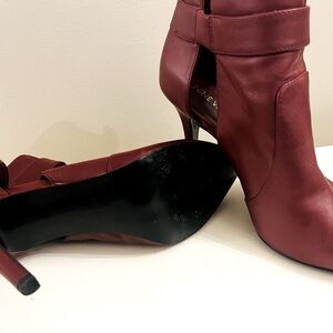 Elegant Burgundy Ankle Boots